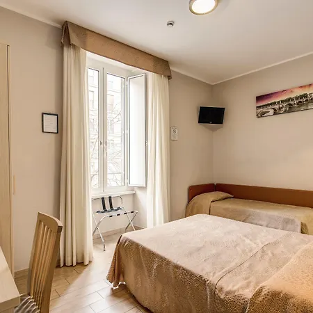 Buonarroti Oda ve Kahvaltı 4*