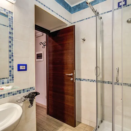 Oda ve Kahvaltı Buonarroti Roma