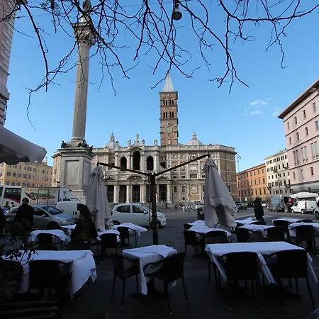 Oda ve Kahvaltı Buonarroti Roma