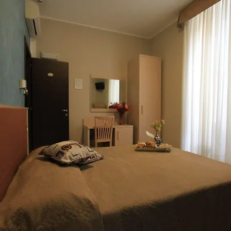 Buonarroti Bed & Breakfast Rome